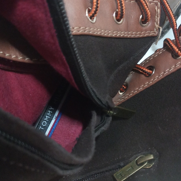Tommy Hilfiger boots - Picture 11 of 11